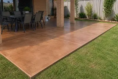 Coloured concrete patio Logan